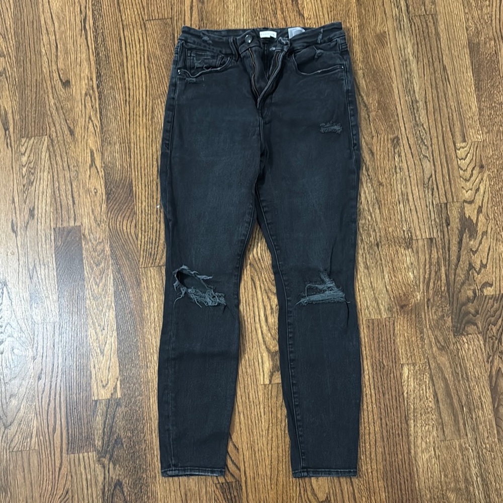 Good American Black Skinny Jeans with Knee Rips - Size 8